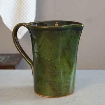 Pichet haut en céramique                               