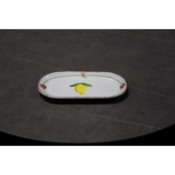 Assiette ovale en céramique 33 x 18 cm
