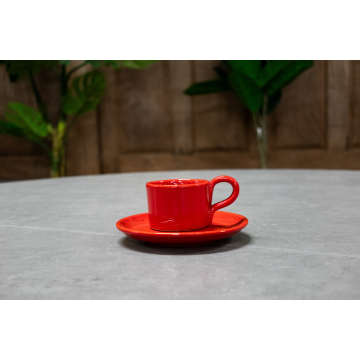 Tasse à espresso en céramique avec soucoupe