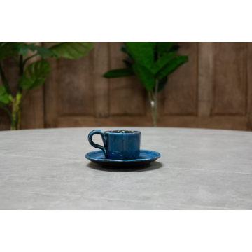 Tasse à espresso en céramique avec soucoupe