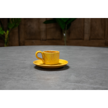 Tasse à espresso en céramique avec soucoupe
