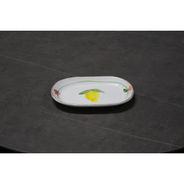 Petite assiette ovale en céramique 26 x 18 cm