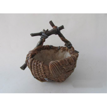 Petit panier en polyrésine