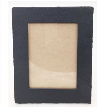 Cadre photo simple en ardoise, dimensions 26 x 21 cm, épaisseur 1.6 cm.
