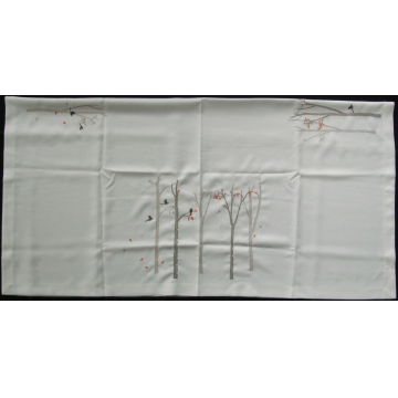 Nappe de table orange, motif forêt, dimensions 145 x 145 cm