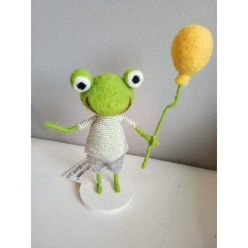 grenouille avec ballon en laine cuite, 11x7x8cm